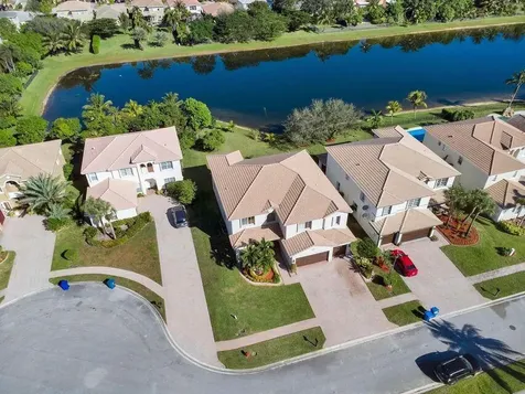 112 Ibisca Terrace Royal Palm Beach FL 33411