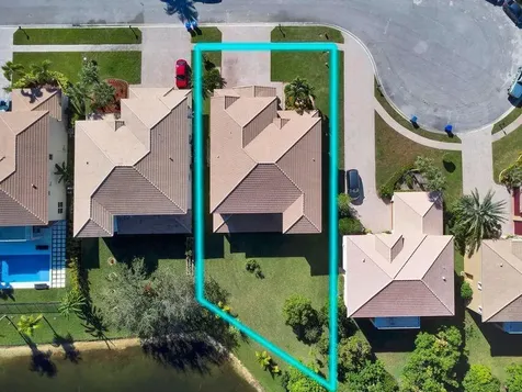 112 Ibisca Terrace Royal Palm Beach FL 33411
