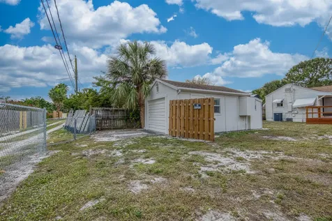 1126 N J Street Lake Worth Beach FL 33460
