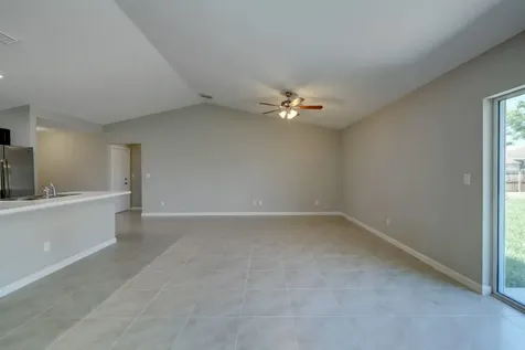 381 Sw Todd Avenue Port Saint Lucie FL 34983