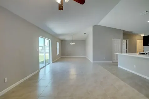 381 Sw Todd Avenue Port Saint Lucie FL 34983