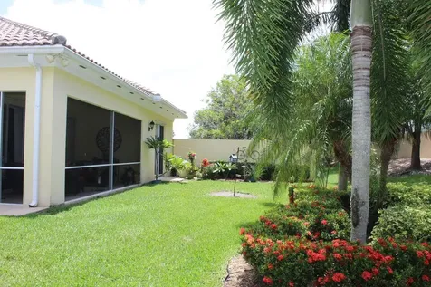 10960 SW Fall Creek Drive Port Saint Lucie FL 34987