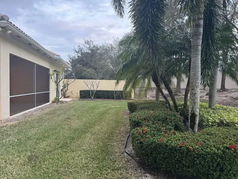 10960 SW Fall Creek Drive Port Saint Lucie FL 34987