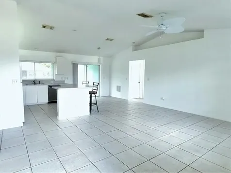 1632 SE Chello Lane Port Saint Lucie FL 34983