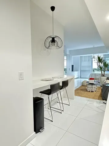 851 NE 1st Avenue Miami FL 33132