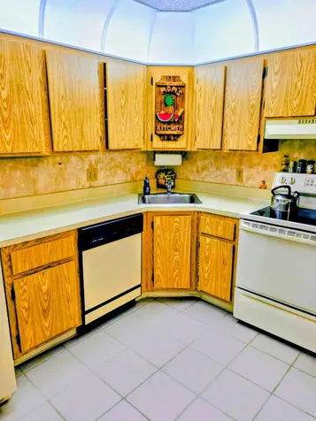 423 Pine Glen Lane Greenacres FL 33463