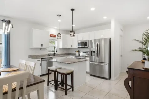 2220 Se Lucaya Street Port Saint Lucie FL 34952