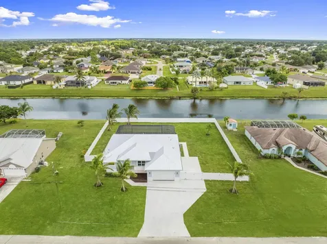 5761 Nw Cone Street Port Saint Lucie FL 34986