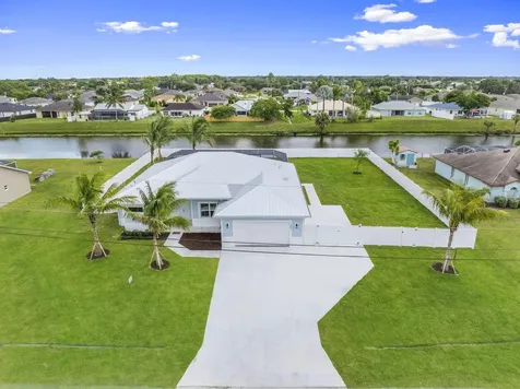 5761 Nw Cone Street Port Saint Lucie FL 34986