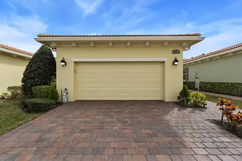 24063 Sw Firenze Way Port Saint Lucie FL 34987