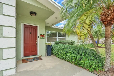 3035 Se Glasgow Drive Stuart FL 34997
