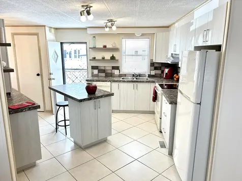 39012 Gayle Bay Boynton Beach FL 33436