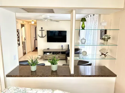 39012 Gayle Bay Boynton Beach FL 33436