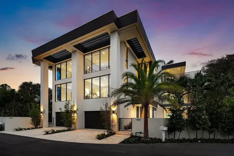 810 Andrews Avenue Delray Beach FL 33483