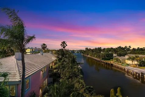 810 Andrews Avenue Delray Beach FL 33483