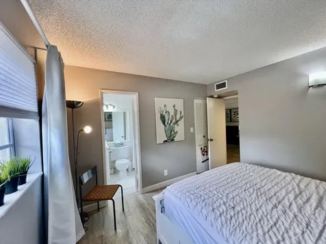 5640 Sw 3rd Place Margate FL 33068