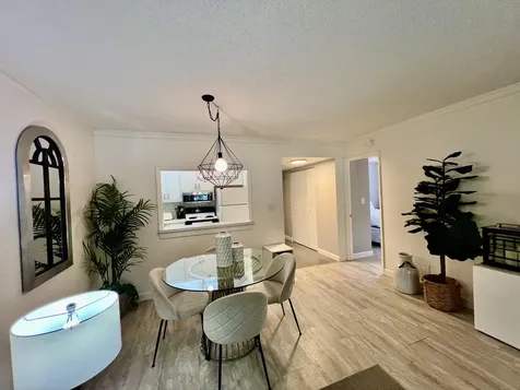 5640 Sw 3rd Place Margate FL 33068