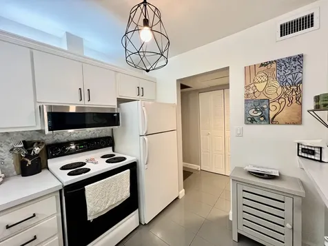 5640 Sw 3rd Place Margate FL 33068