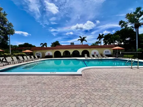 5640 Sw 3rd Place Margate FL 33068