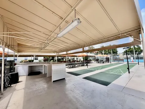 5640 Sw 3rd Place Margate FL 33068