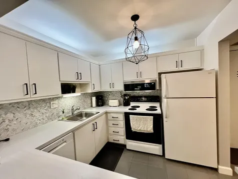 5640 Sw 3rd Place Margate FL 33068