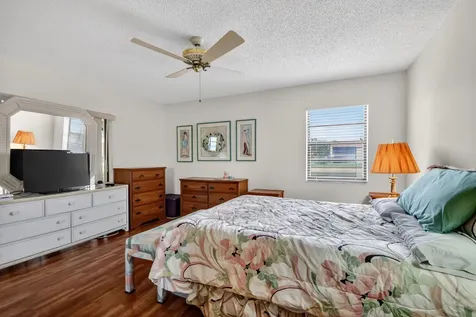 10215 N Circle Lake Drive Boynton Beach FL 33437