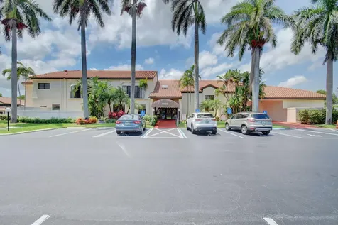 10215 N Circle Lake Drive Boynton Beach FL 33437