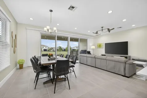 1411 Thistle Place Loxahatchee FL 33470