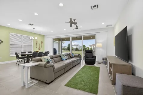 1411 Thistle Place Loxahatchee FL 33470