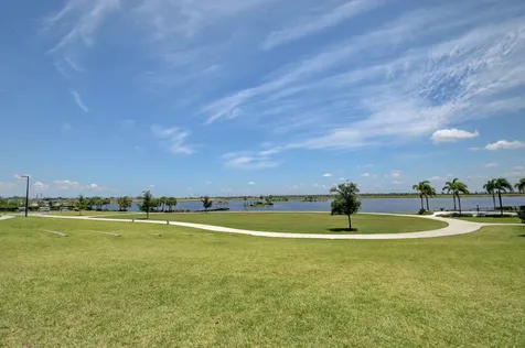 1411 Thistle Place Loxahatchee FL 33470