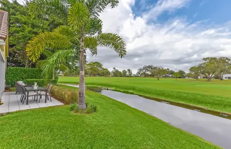 13054 Touchstone Place Palm Beach Gardens FL 33418