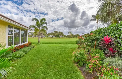 13054 Touchstone Place Palm Beach Gardens FL 33418