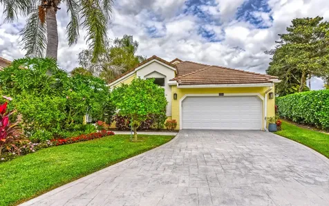 13054 Touchstone Place Palm Beach Gardens FL 33418