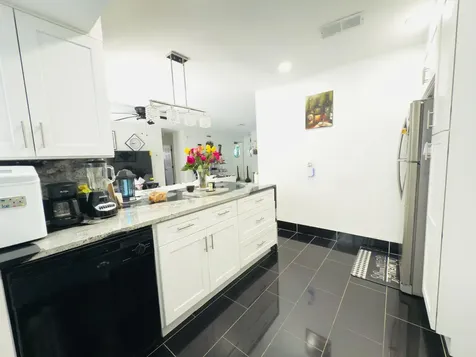 230 Ne 25th Street Pompano Beach FL 33064