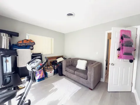230 Ne 25th Street Pompano Beach FL 33064
