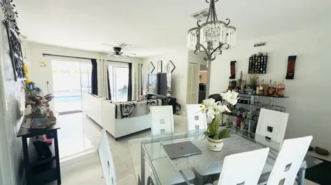 230 Ne 25th Street Pompano Beach FL 33064