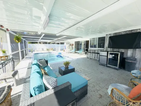230 Ne 25th Street Pompano Beach FL 33064