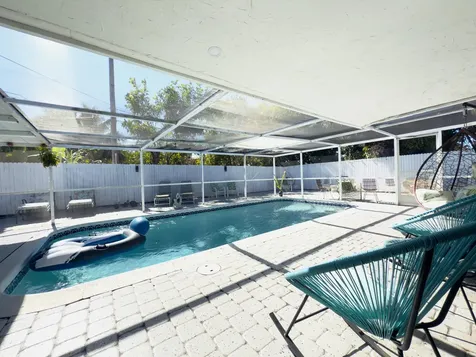 230 Ne 25th Street Pompano Beach FL 33064