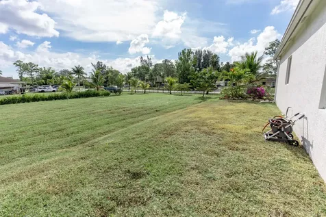 13215 69th Street The Acreage FL 33412