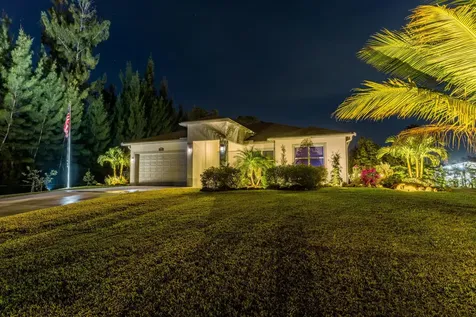 13215 69th Street The Acreage FL 33412
