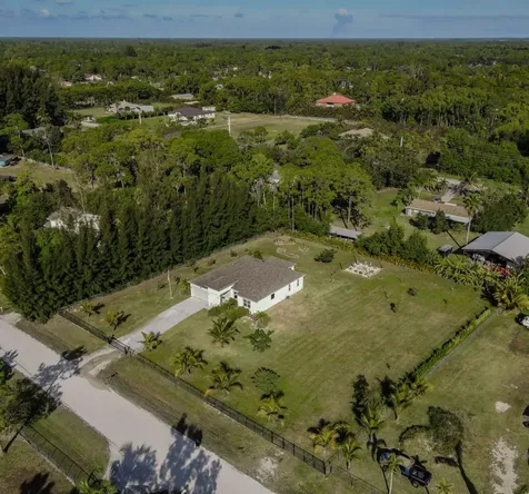 13215 69th Street The Acreage FL 33412