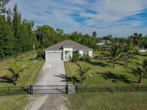 13215 69th Street The Acreage FL 33412