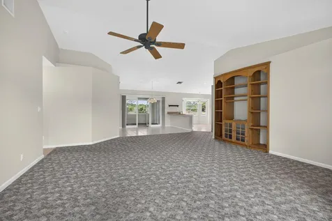 109 Monterey Way Royal Palm Beach FL 33411