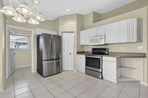 109 Monterey Way Royal Palm Beach FL 33411