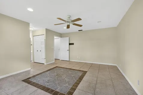 109 Monterey Way Royal Palm Beach FL 33411