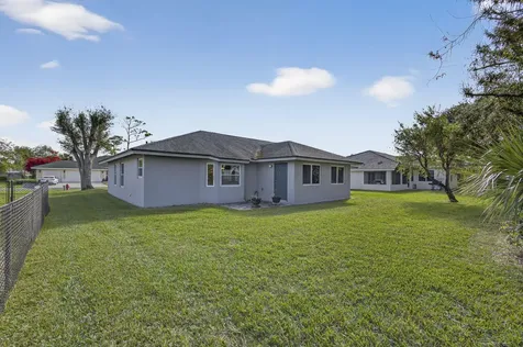 109 Monterey Way Royal Palm Beach FL 33411