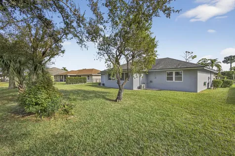 109 Monterey Way Royal Palm Beach FL 33411