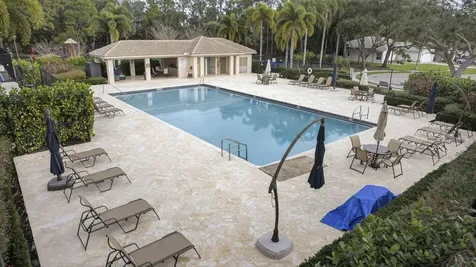 109 Monterey Way Royal Palm Beach FL 33411