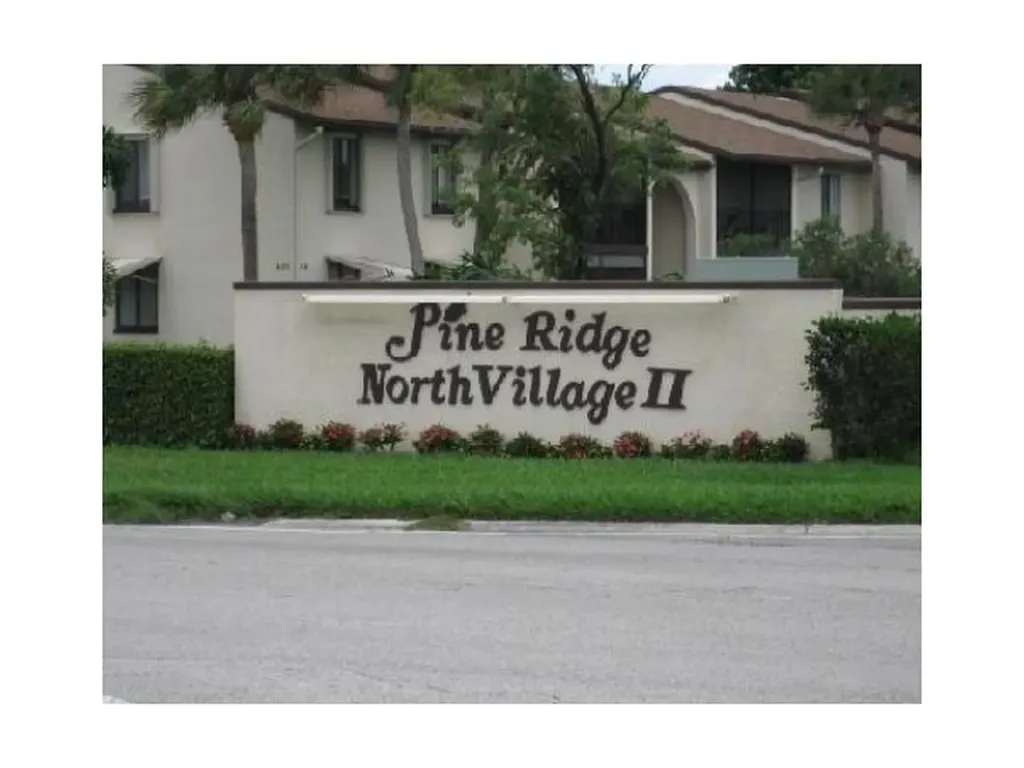 618 Sea Pine Way Greenacres FL 33415