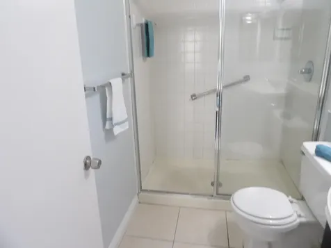 618 Sea Pine Way Greenacres FL 33415